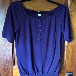 Girls large purple shirt